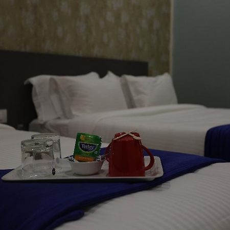 Ocean Suites Hotel Mumbai Luaran gambar